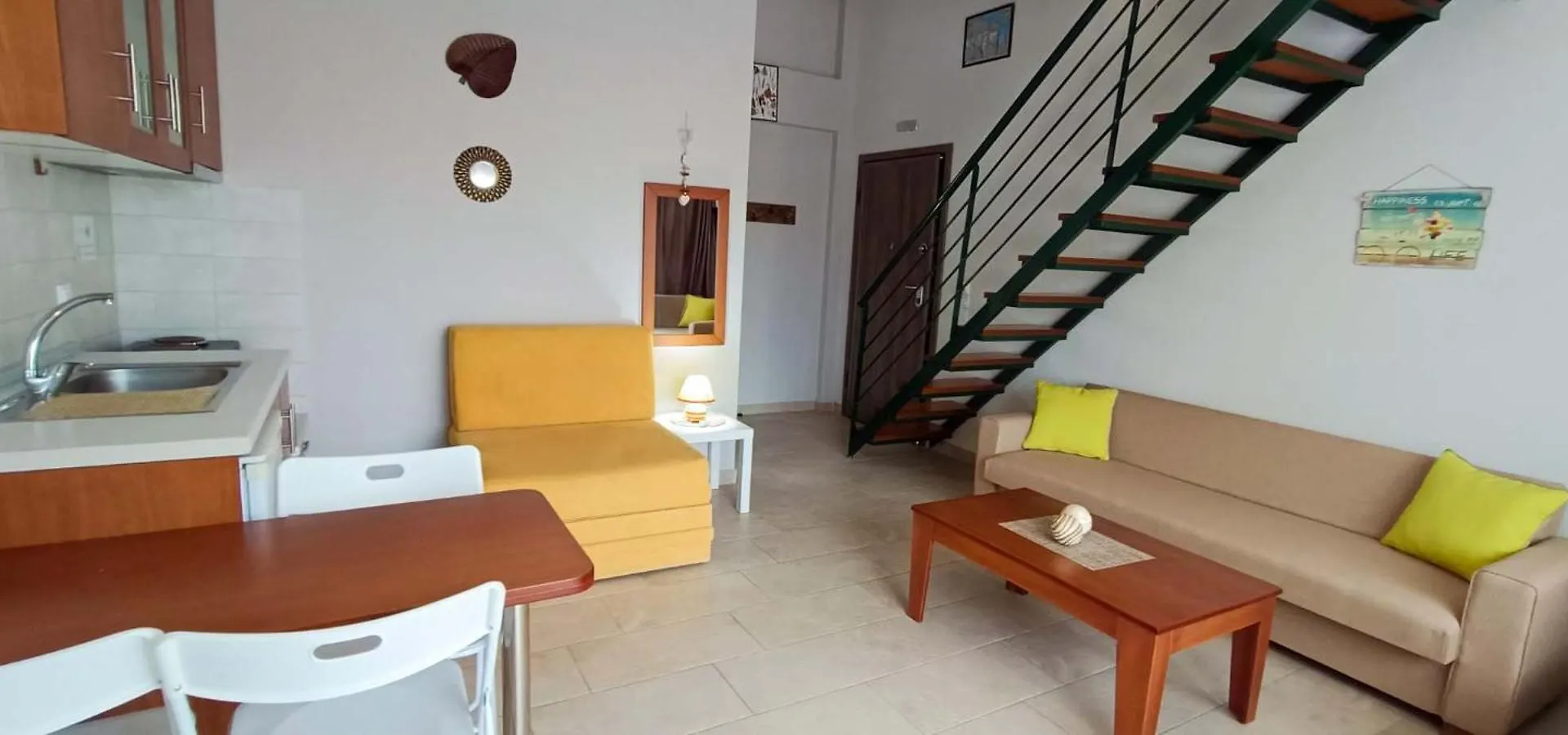 ניקיטי Erosaria Suites 0*,  יוון