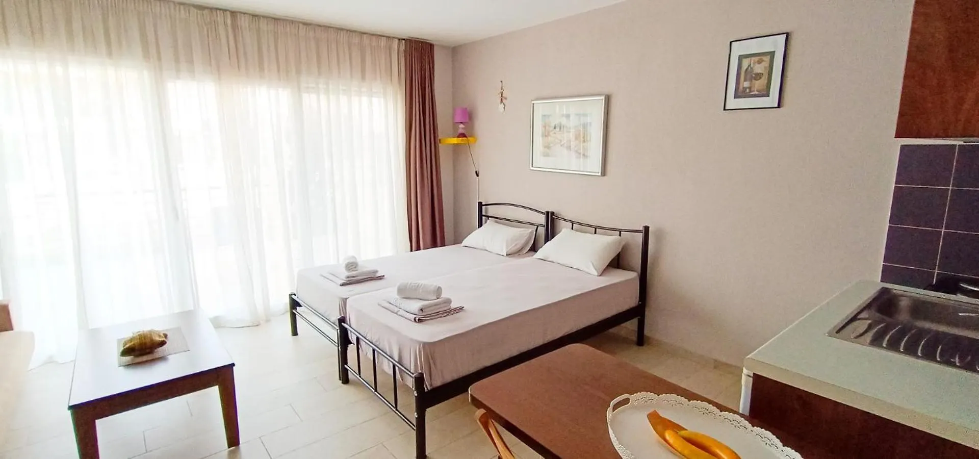 ניקיטי Erosaria Suites יוון