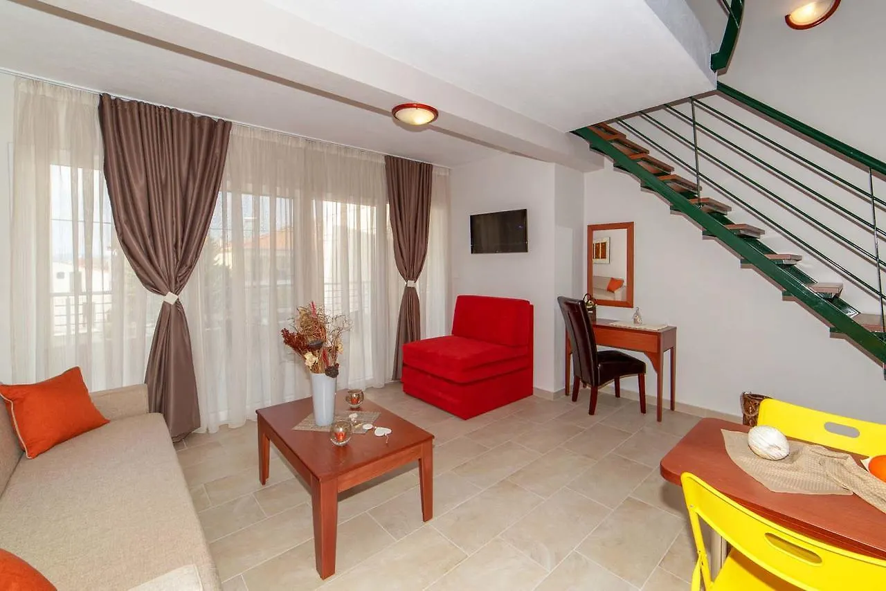 ניקיטי Erosaria Suites