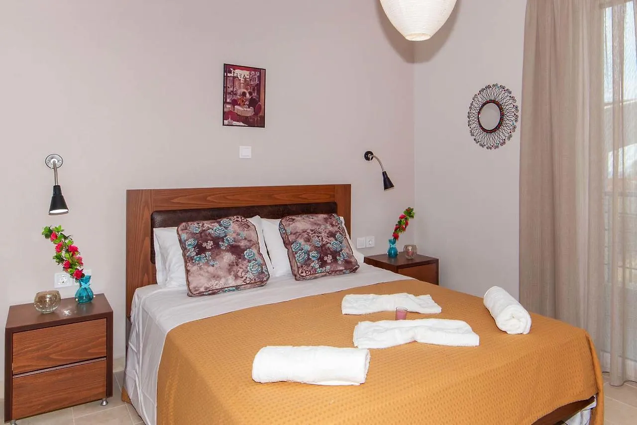 ניקיטי Erosaria Suites