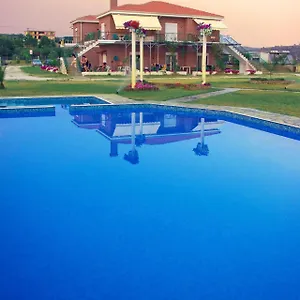 Kiki's Place Ξενοδοχείο με διαμερίσματα
